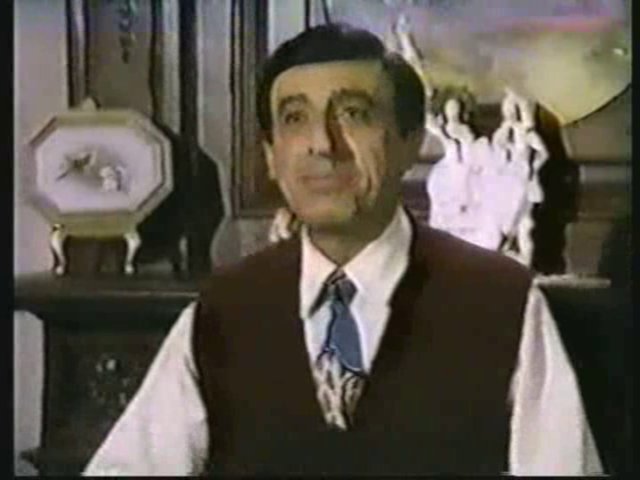 Still from the AfterMASH episode Thanksgiving of '53 showing Klinger.