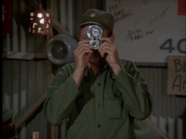 Still from the MASH episode Iron Guts Kelly showing Frank.
