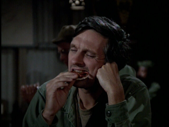 Still from the MASH episode Dear Peggy showing Hawkeye.