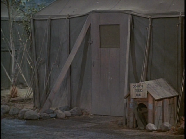 Still from the MASH episode Dear Ma