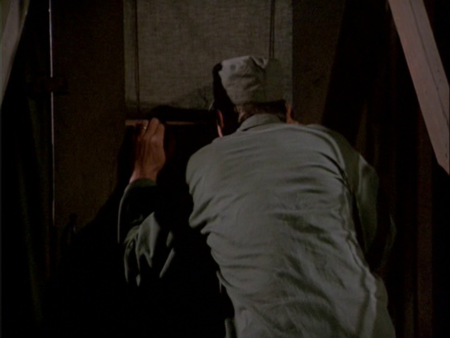 Still from the MASH episode Payday showing Frank.
