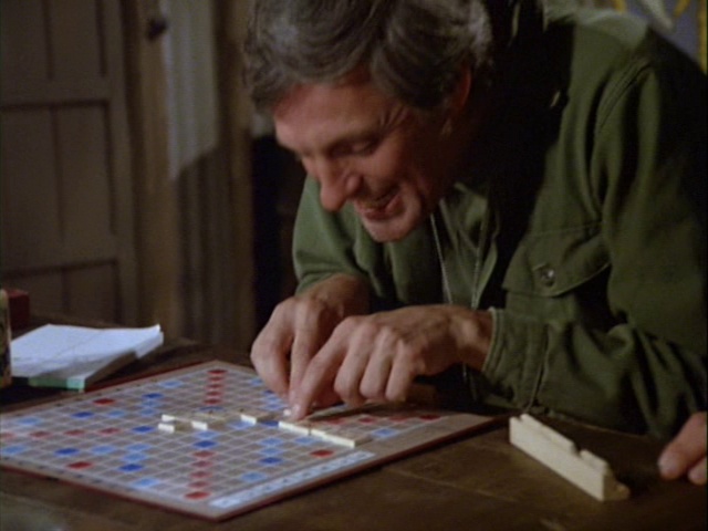 Still from the MASH episode Stars and Stripes showing Hawkeye.