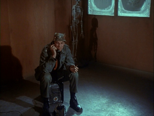 Still from the MASH episode Crisis showing Colonel Blake.