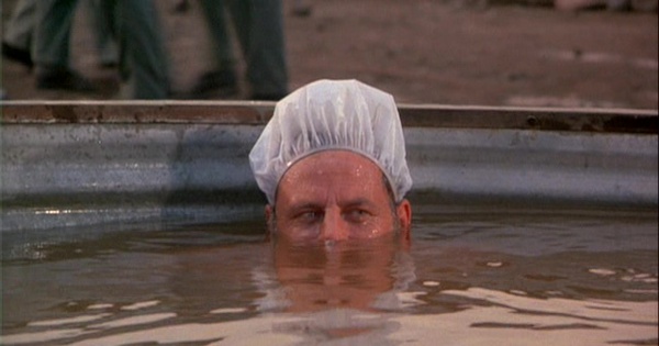Still from the MASH episode The Consultant showing Colonel Blake.