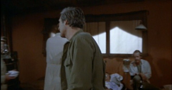 Image from an unidentified MASH episode.