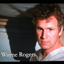 Trapper John Tribute: Alan Alda Remembers 'MASH' Co-Star Wayne Rogers – The  Hollywood Reporter
